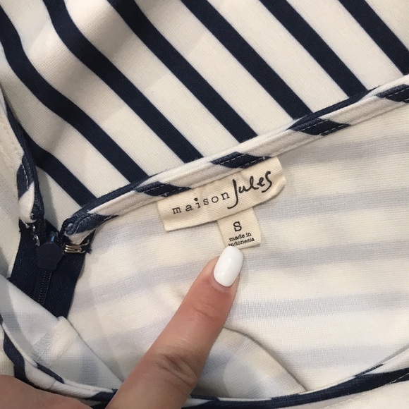 Maison Jules Stripped Dress - Picture 4 of 4